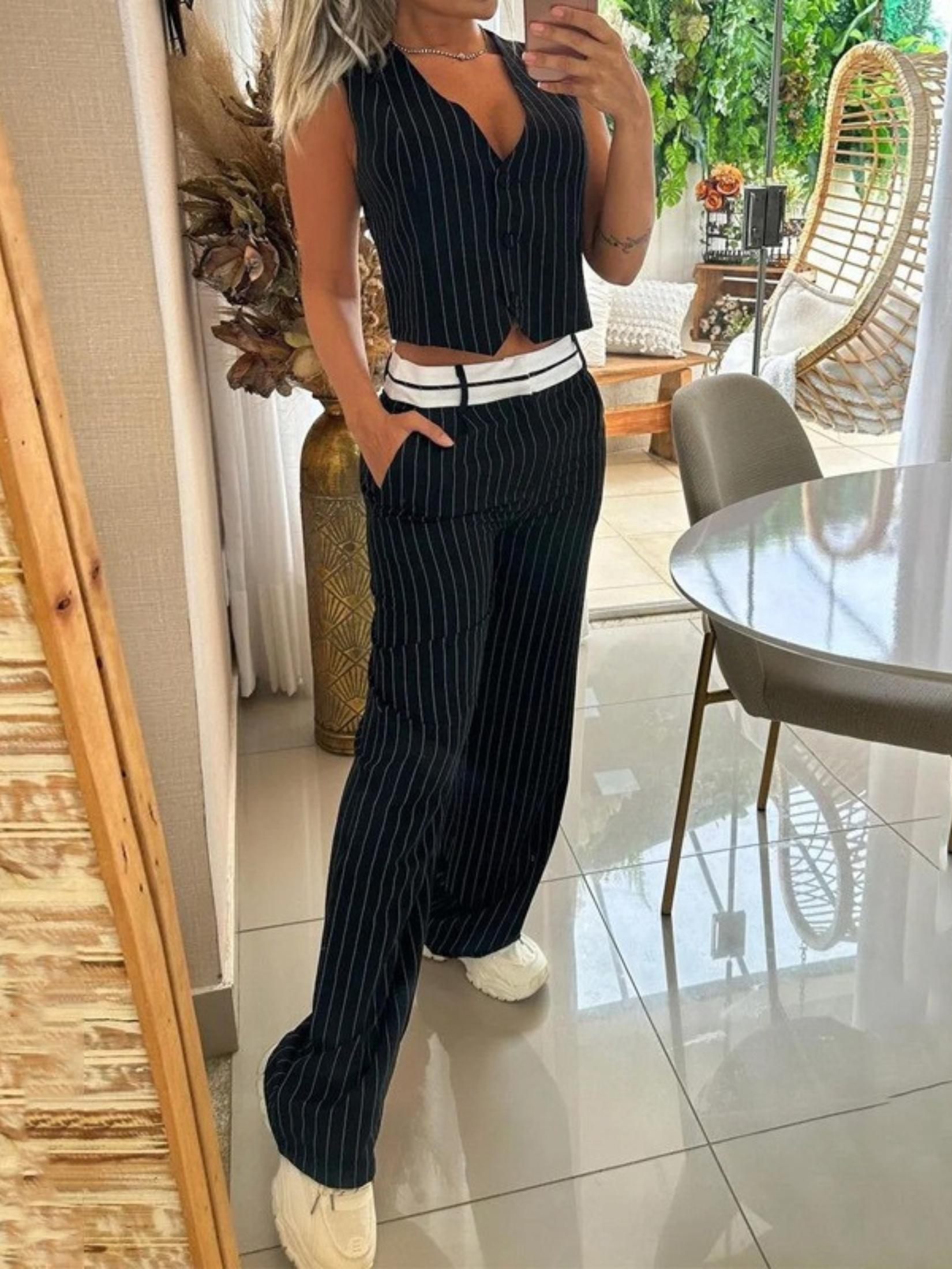 SLEEVELESS STRIPED BUSINESS TWO-PIECE SUIT