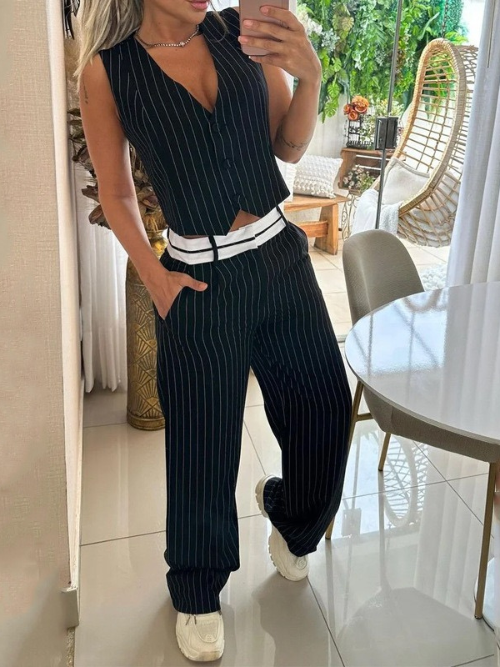 SLEEVELESS STRIPED BUSINESS TWO-PIECE SUIT